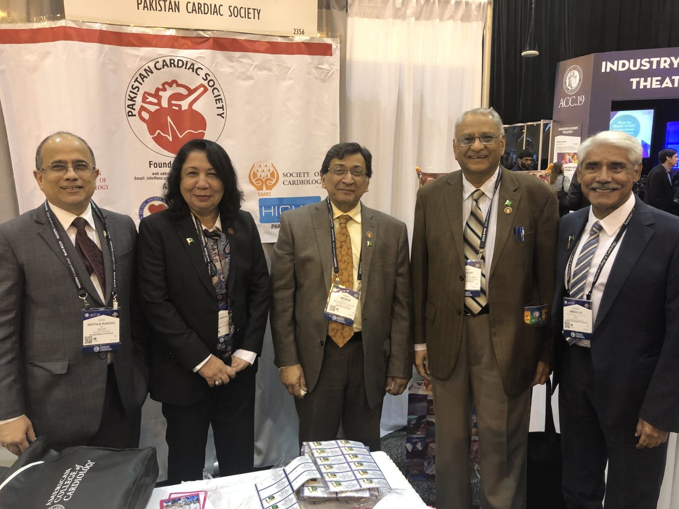 Dr. Abdulla with Dr. Azhar Faruqui and other Pakistani cardiologists at the Pakistan Cardiac Society booth, American College of Cardiology meeting, 2019
